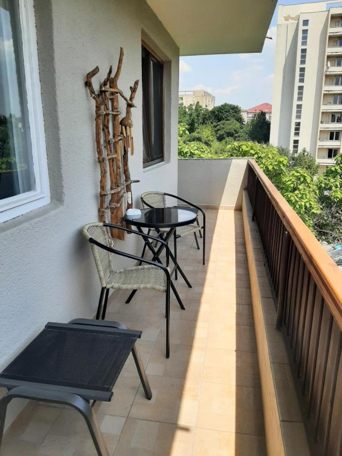 Hyggelig Appartement Oradea Buitenkant foto